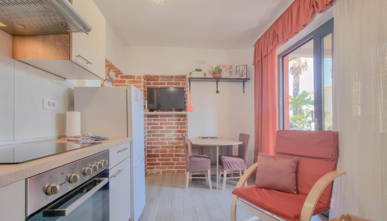 Apartmán Enio Novigrad Istria Exteriér fotografie